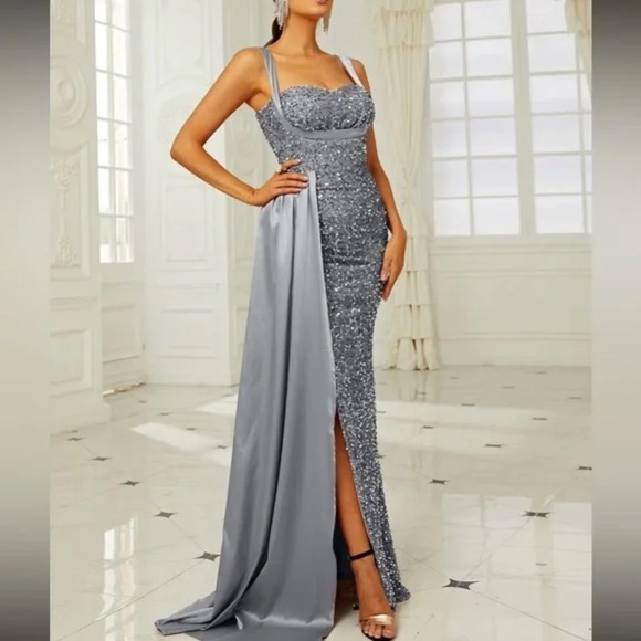 Elegant Sequin Fitted Sexy Party Formal Prom Wedding Dress - Picture 4 of 7